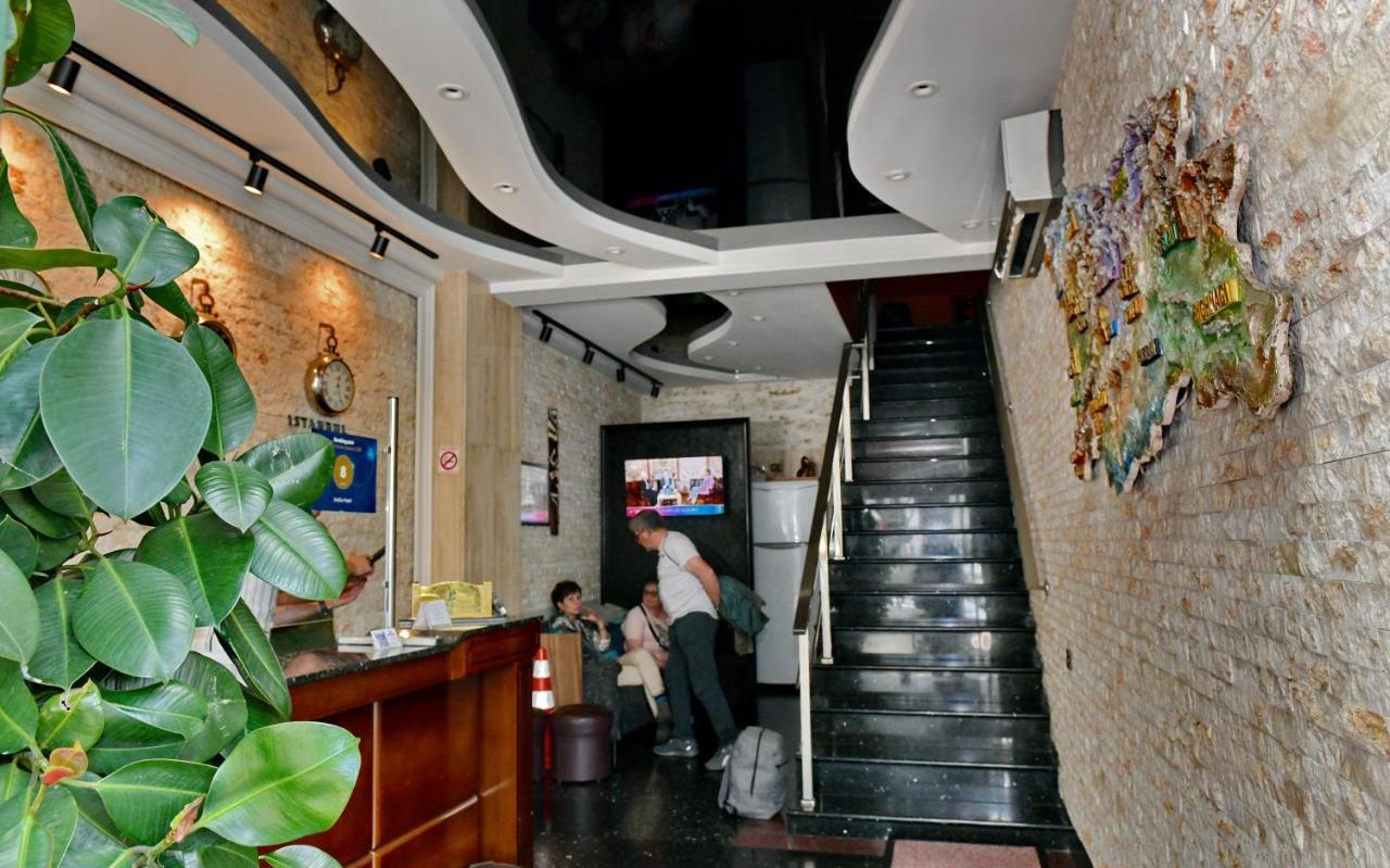 Antika Hotel บาทูมิ ภายนอก รูปภาพ